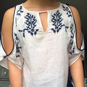 Hollister Boho Crop-top!